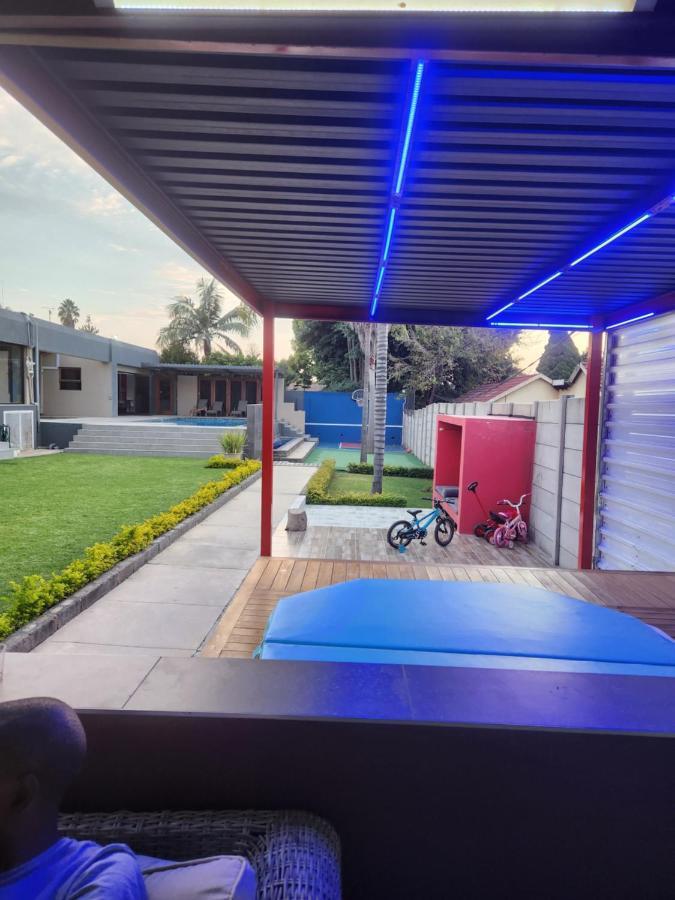 17 On Buffalo Johannesburg Eksteriør bilde